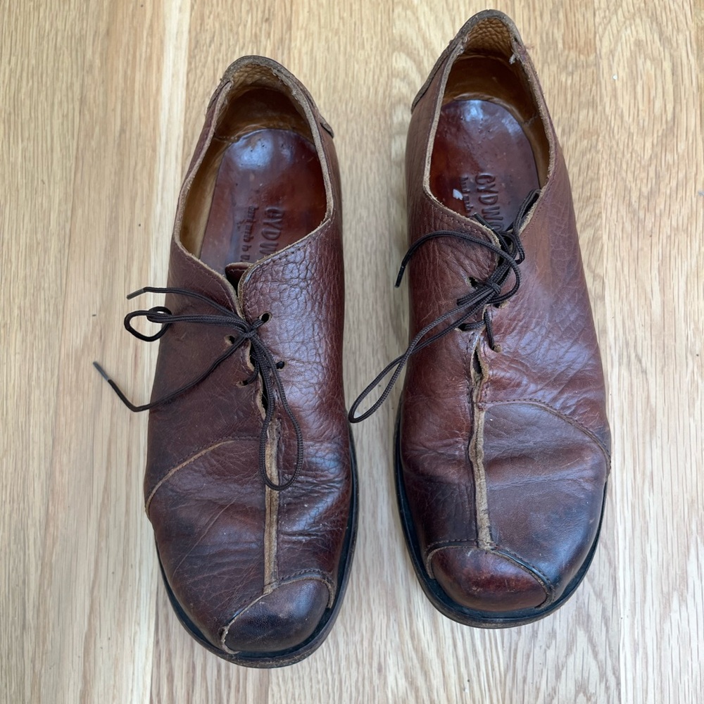 cydwoq Brown Ankle Boots with Rich Leather Finish